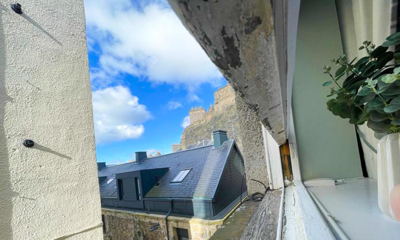 Snug Studio On The Grassmarket, 5Mins From Castle เอดินบะระ ภายนอก รูปภาพ