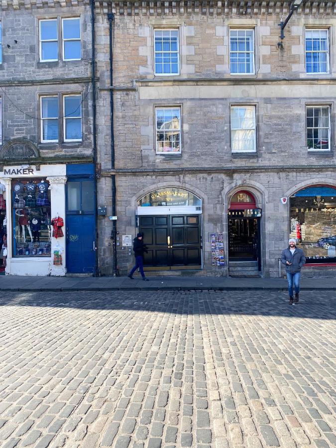 Snug Studio On The Grassmarket, 5Mins From Castle เอดินบะระ ภายนอก รูปภาพ